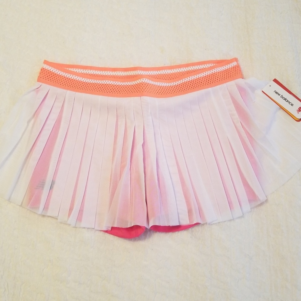 New Balance Women's Athletic Skort L